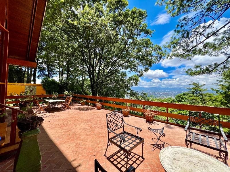Casa en venta en condominio por Bellas Luces, rodeada de naturaleza. — Casa en Venta en Santa Catarina Pinula, Guatemala, Ciudad — foto 4 de 8