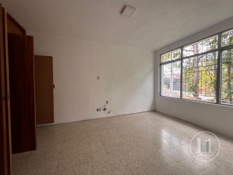 RENTA DE CASA EN ZONA 15 - 6