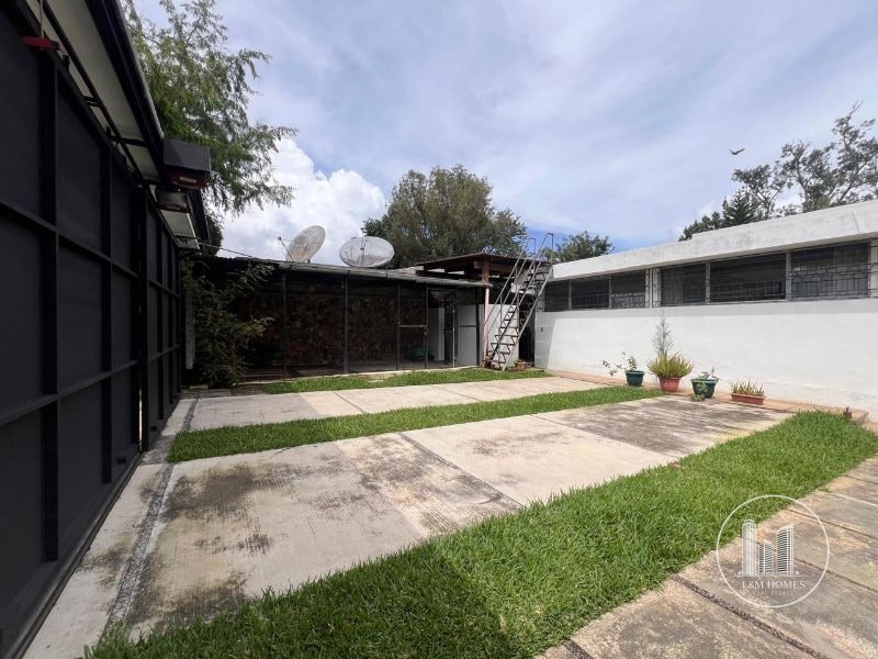 RENTA DE CASA EN ZONA 15 - 11