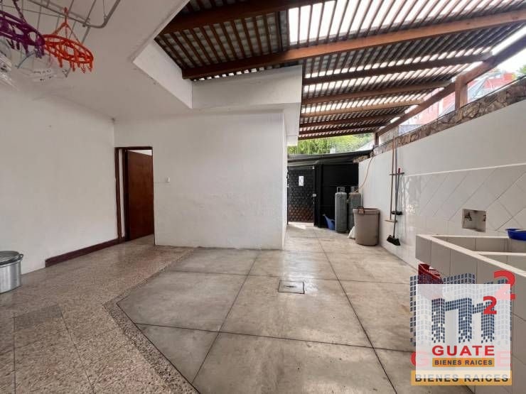 Casa en Renta, Zona 15 - 5