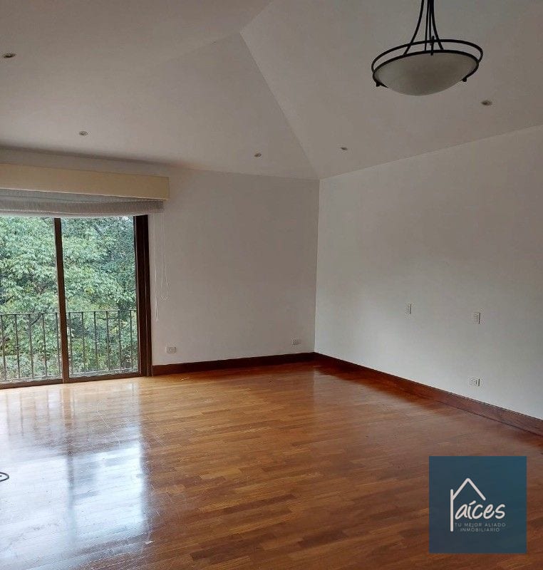 Casa en venta ENCINOS 3, zona 16 Cayalá — Casa en Venta en Encinos de Cayala III, Zona 16, Guatemala, Ciudad — foto 9 de 12