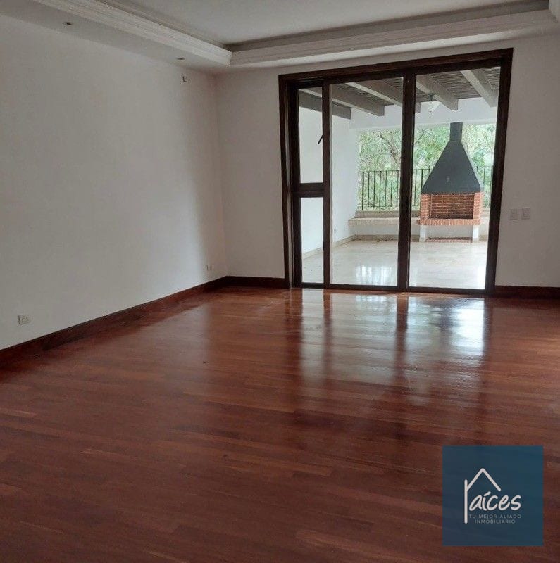 Casa en venta ENCINOS 3, zona 16 Cayalá — Casa en Venta en Encinos de Cayala III, Zona 16, Guatemala, Ciudad — foto 7 de 12