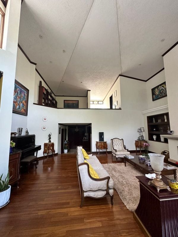 Casa un Nivel en Venta Zona 16 — Casa en Venta en La Montaña, Zona 16, Guatemala, Ciudad — foto 4 de 10