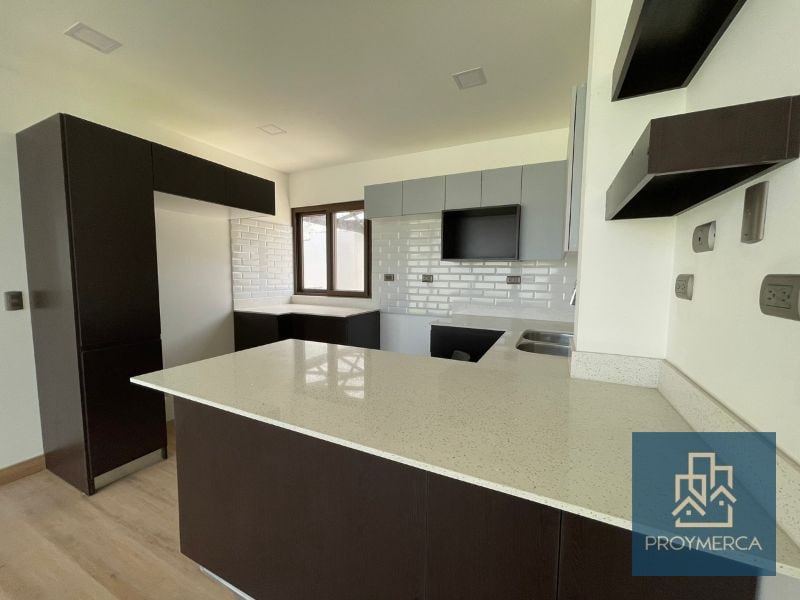 Hermosa casa en venta para estrenar, zona 15 Vista hermosa I — Casa en Venta en Vista Hermosa I, Zona 15, Guatemala, Ciudad — foto 9 de 12