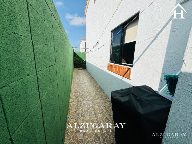 CASA CON JARDÍN Y PÉRGOLA 4 HAB. / CONDOMINIO, Z. 16 - 12