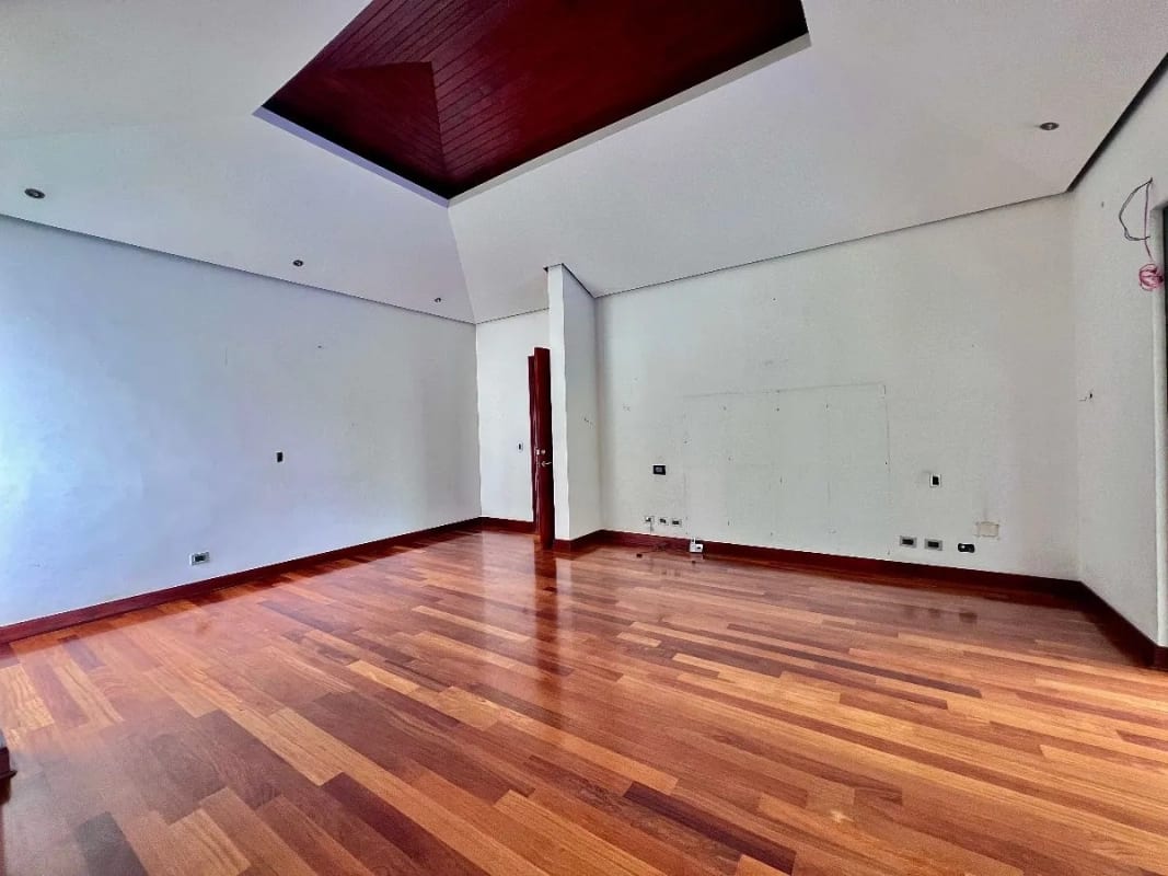 Residencia de Lujo en el Club de Golf más Exclusivo de Guatemala — Casa en Venta en Zona 16, Guatemala, Ciudad — foto 9 de 16