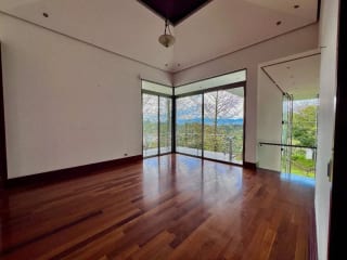 Residencia de Lujo en el Club de Golf más Exclusivo de Guatemala — Casa en Venta en Zona 16, Guatemala, Ciudad — miniatura 3 de 16