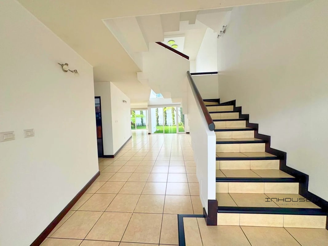 CASA EN VENTA EN ZONA 16 CAMPOS DE SAN ISIDRO - 3