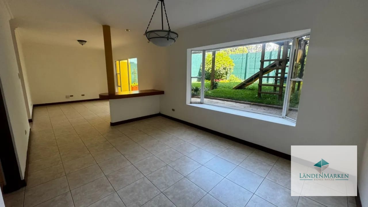VENTA  DE CASA EN CAES KM 19.5 - RESIDENCIAL VILLAS DEL PINAR 1 — Casa en Venta en Villas del Pinar, Carretera a El Salvador, Guatemala, Ciudad — foto 2 de 16
