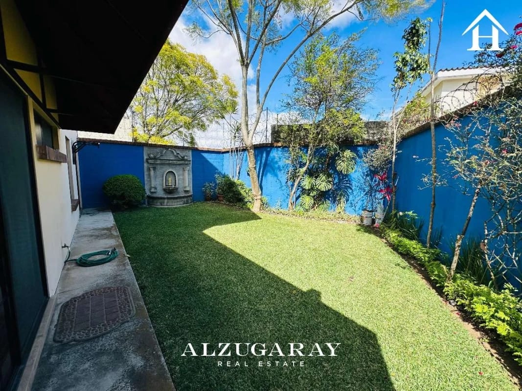 CASA AMPLIA C/JARDIN Y PÉRGOLA  5 HAB. / SECTOR B1 SAN CRISTOBAL - 4