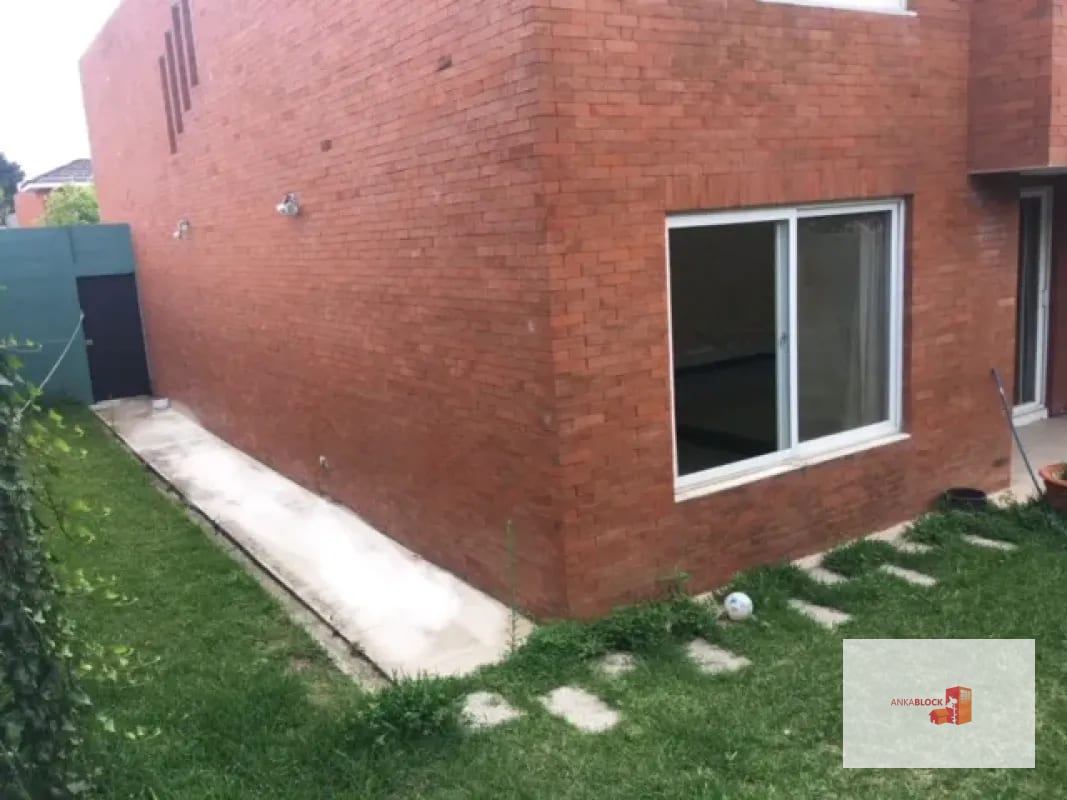 Casa 4 Dormitorios - esquina con jardín - Ensenada de San Isidro — Casa en Venta en Ensenada de San Isidro, Zona 16, Guatemala, Ciudad — foto 2 de 6