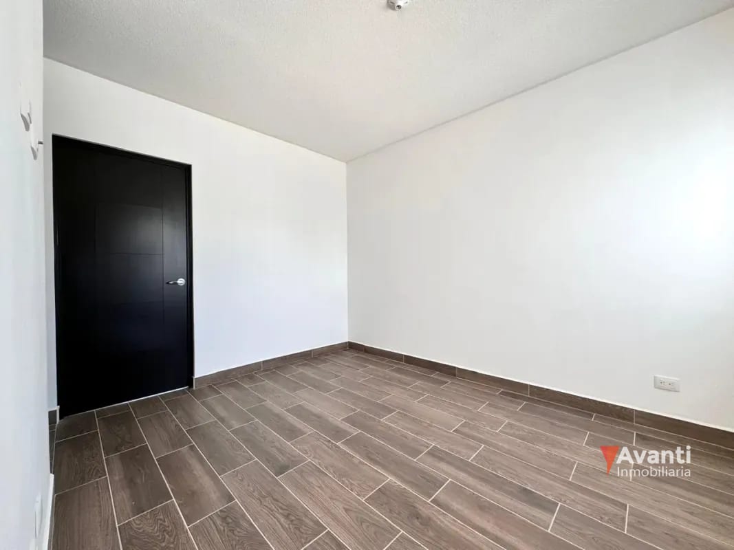 VENTA CASAS SAN CRISTÓBAL, EN CONDOMINIO — Casa en Venta en Zona 8 Mixco, Guatemala, Ciudad — foto 13 de 17