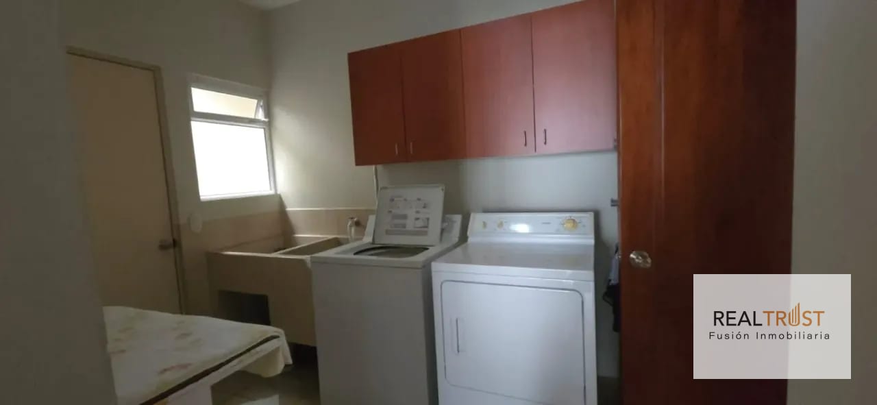 CASA EN VENTA PORTAL DEL BOSQUE KM 23 CAES — Casa en Venta en Carretera a El Salvador, Guatemala, Ciudad — foto 3 de 13