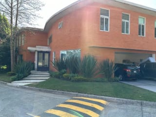 📍 Casa en Venta – 3 Hab + Jardín Amplio | las Luces | KM. 13.5 CAES — Casa en Venta en Las Luces, Carretera a El Salvador, Guatemala, Ciudad — miniatura 1 de 11