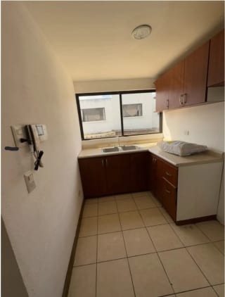 Rento Casa en Condominio San Mateo, Boulevard Acatan zona 16 — Casa en Alquiler en Zona 16, Guatemala, Ciudad — miniatura 4 de 14