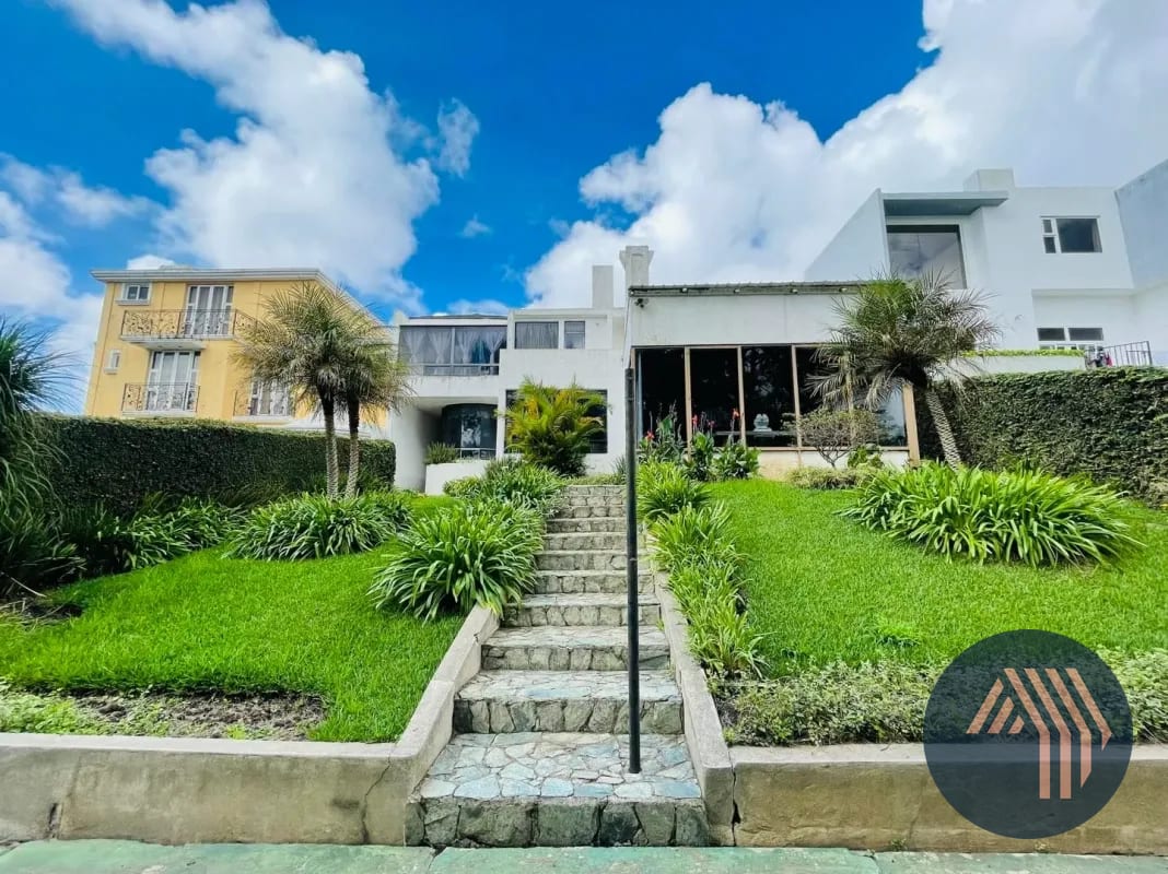 VENTA DE AMPLIA CASA - COLINAS DE ANDALUCÍA, KM 16.5 CES — Casa en Venta en Colinas De Andalucia, Carretera a El Salvador, Guatemala, Ciudad — foto 5 de 10