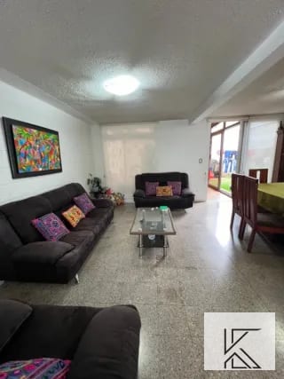 Casa en venta en el Condominio VILLAS EL RENACER, San José Pinula — Casa en Venta en San José Pinula, Guatemala, Ciudad — miniatura 1 de 10