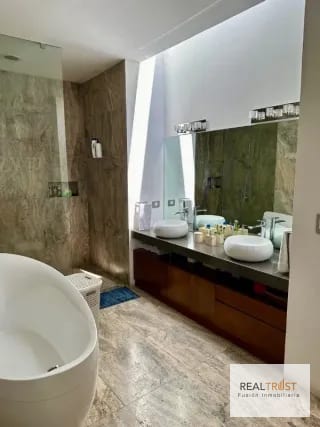 CASA EN VENTA LAS LUCES KM 13 CAES — Casa en Venta en Las Luces, Carretera a El Salvador, Guatemala, Ciudad — miniatura 5 de 14
