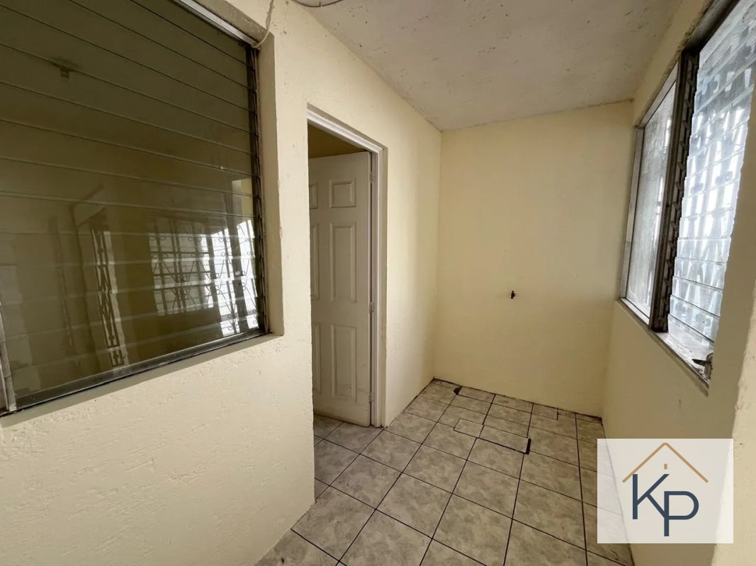 Amplia casa en venta en condominio Km 19 a San José Pinula - 11