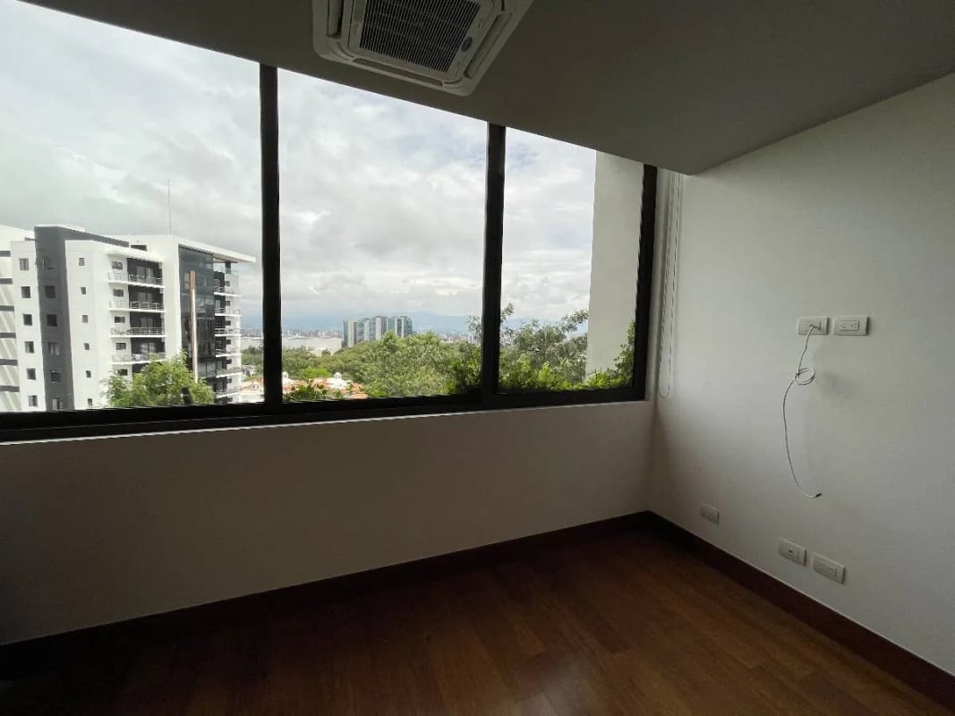 Apartamento Renta Zona 15 VH2, Edificio Boutique, de 3 Dormitorios y Dormitorio de Servicio — Apartamento en Alquiler en Zona 15, Guatemala, Ciudad — foto 9 de 10