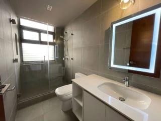 Apartamento Renta Zona 15 VH2, Edificio Boutique, de 3 Dormitorios y Dormitorio de Servicio — Apartamento en Alquiler en Zona 15, Guatemala, Ciudad — miniatura 6 de 10