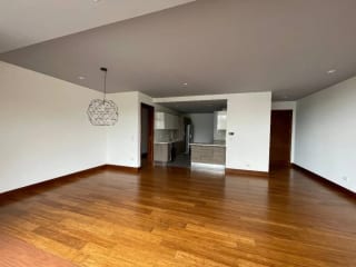 Apartamento Renta Zona 15 VH2, Edificio Boutique, de 3 Dormitorios y Dormitorio de Servicio — Apartamento en Alquiler en Zona 15, Guatemala, Ciudad — miniatura 5 de 10