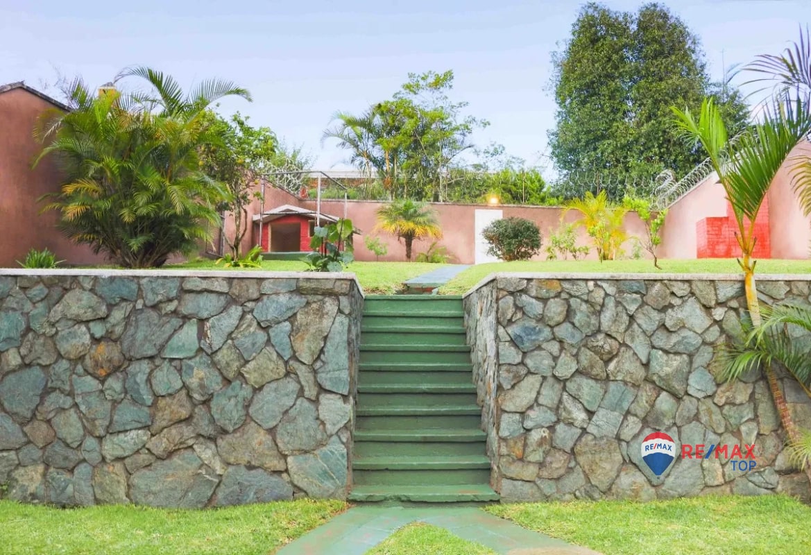 CASA EN COND. LA MONTAÑA, ZONA 16 - 2