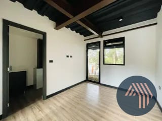 VENTA DE MODERNA CASA - SAN ANTONIO, KM 16 CARR. SALVADOR — Casa en Venta en San Antonio, Carretera a El Salvador, Guatemala, Ciudad — miniatura 11 de 16