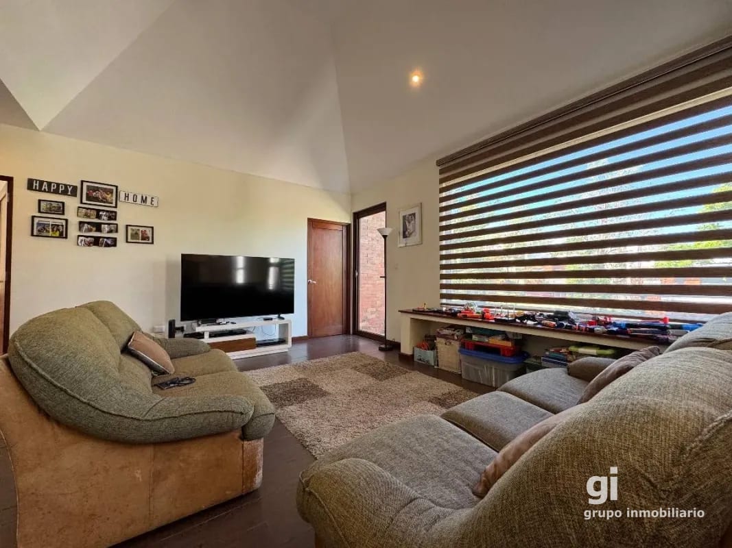 Linda casa en venta en condominio exclusivo de zona 16 — Casa en Venta en Zona 16, Guatemala, Ciudad — foto 12 de 15