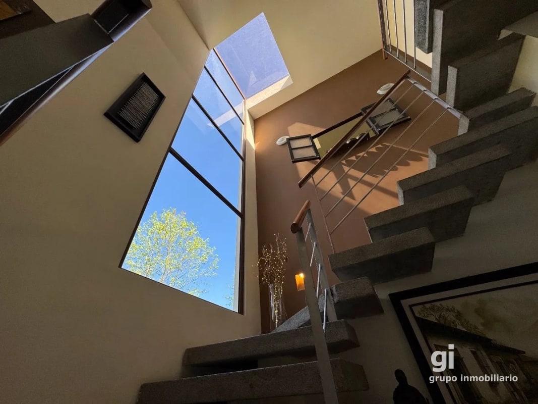Linda casa en venta en condominio exclusivo de zona 16 - 10