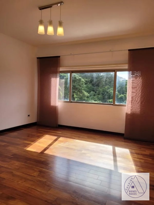 Zona 16 Las Cumbres Bella Residencia en Venta con ganas de hacer negocio. - 6