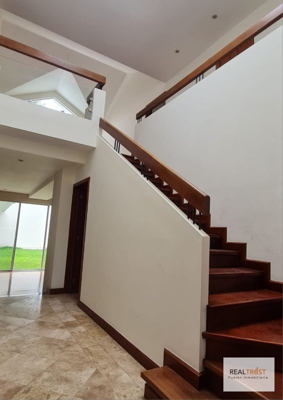 VENDO CASA EN PORTAL DEL BOSQUE KM. 22 CARRETERA AL SALVADOR - 5