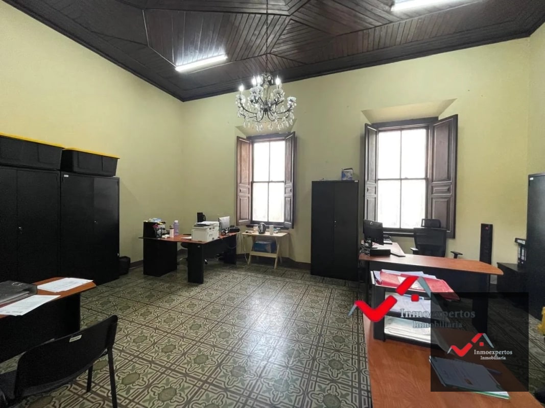 CASA EN VENTA ZONA 1 - 13