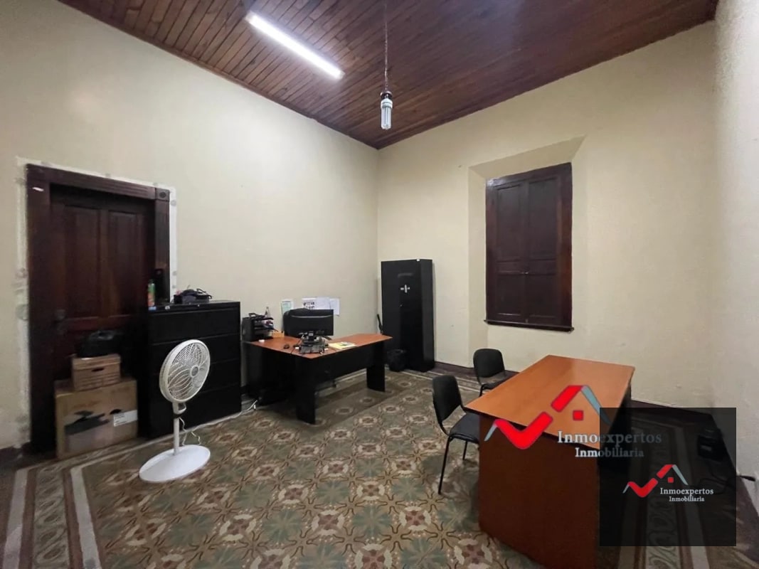 CASA EN VENTA ZONA 1 - 10