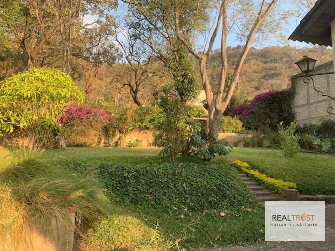 PROPIEDAD EN VENTA EN CASCO DE ANTIGUA GUATEMALA - 7