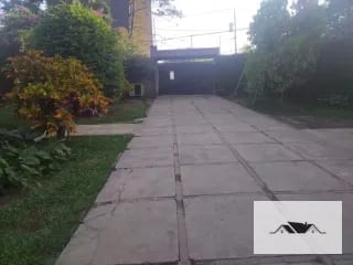 En Renta Propiedad Zona 16 sobre Calle Principal Fuera de Garita uso Comercial o Vivienda — Casa en Alquiler en Zona 16, Guatemala, Ciudad — miniatura 1 de 6