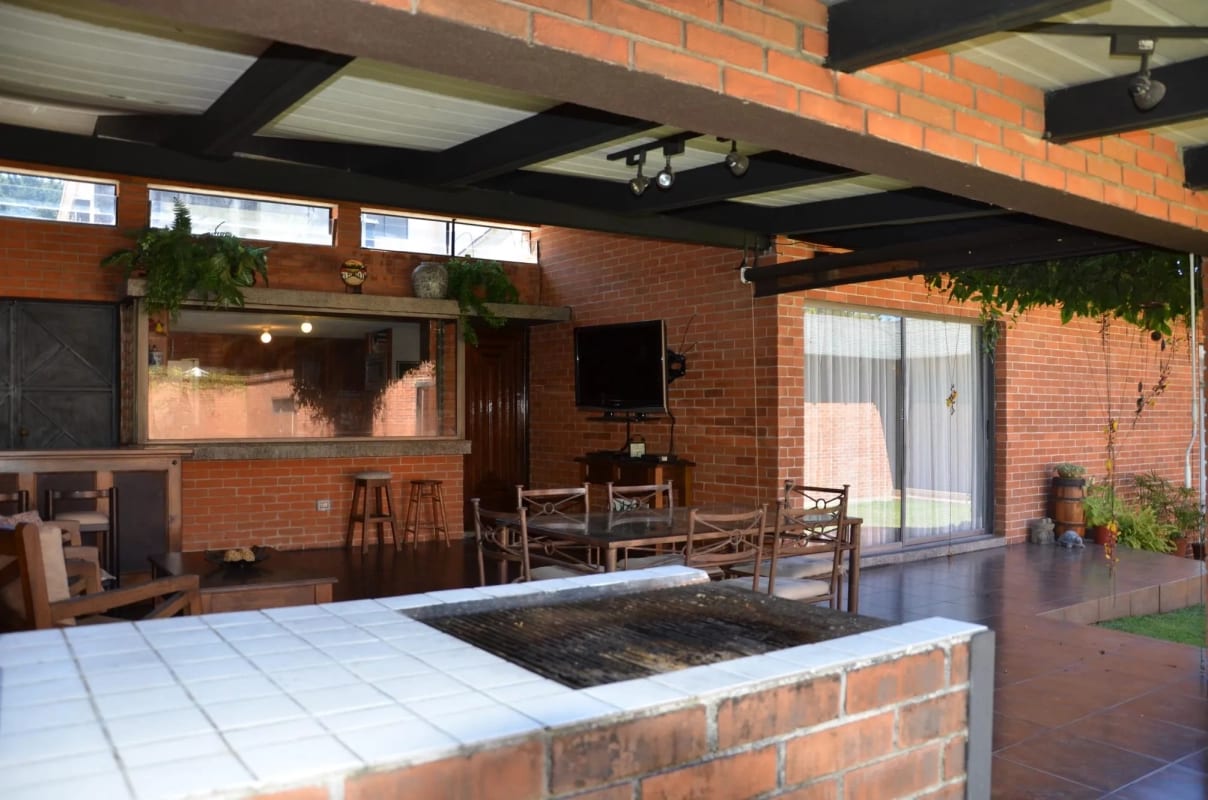 Casa de UN NIVEL EN VENTA en Santa Rosalía  — Casa en Venta en Santa Rosalia La Laguna, Carretera a El Salvador, Guatemala, Ciudad — foto 3 de 12