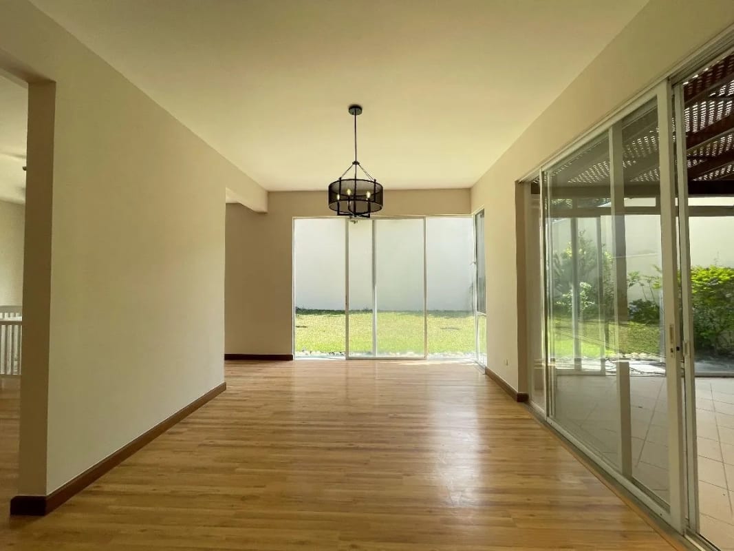 CASA T. HOUSE C/JARDIN Y PERGOLA - 3 HAB/ PORTAL DEL BOSQUE, K. 22.3 — Casa en Venta en Carretera a El Salvador, Guatemala, Ciudad — foto 12 de 16