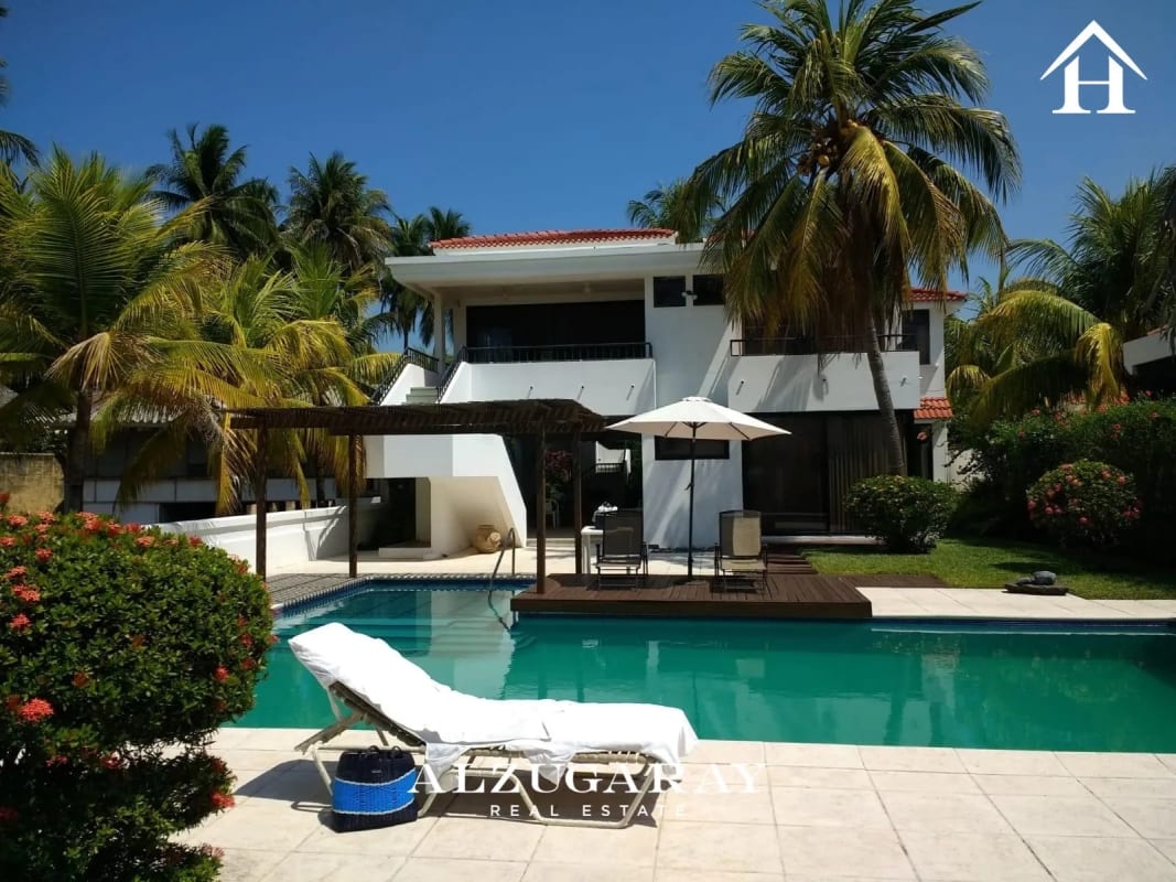 CASA AMUEBLADA FRENTE AL MAR - 5 HAB. / CONDOMINIO CHULAMAR - 12