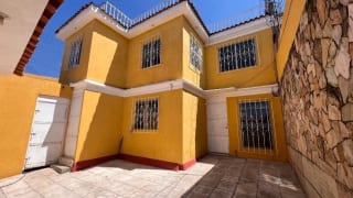 CASA EN VENTA EN PINARES DEL NORTE — Casa en Venta en Zona 17, Guatemala, Ciudad — miniatura 1 de 16