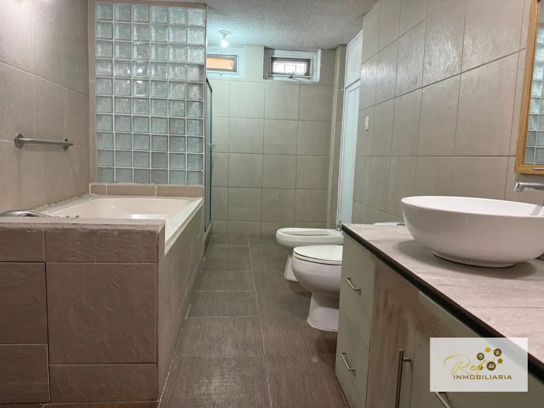 VENTA DE CASA EN SAN JORGE ZONA 11 — Casa en Venta en San Jorge, Zona 11, Guatemala, Ciudad — foto 2 de 16