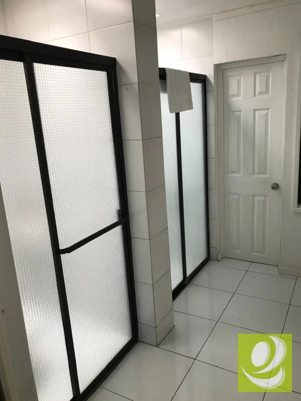 Casa grande en venta en zona 16 de un nivel - 11