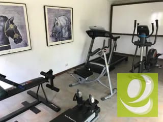 Casa grande  en venta en zona 16 de un nivel — Casa en Venta en Zona 16, Guatemala, Ciudad — miniatura 9 de 17