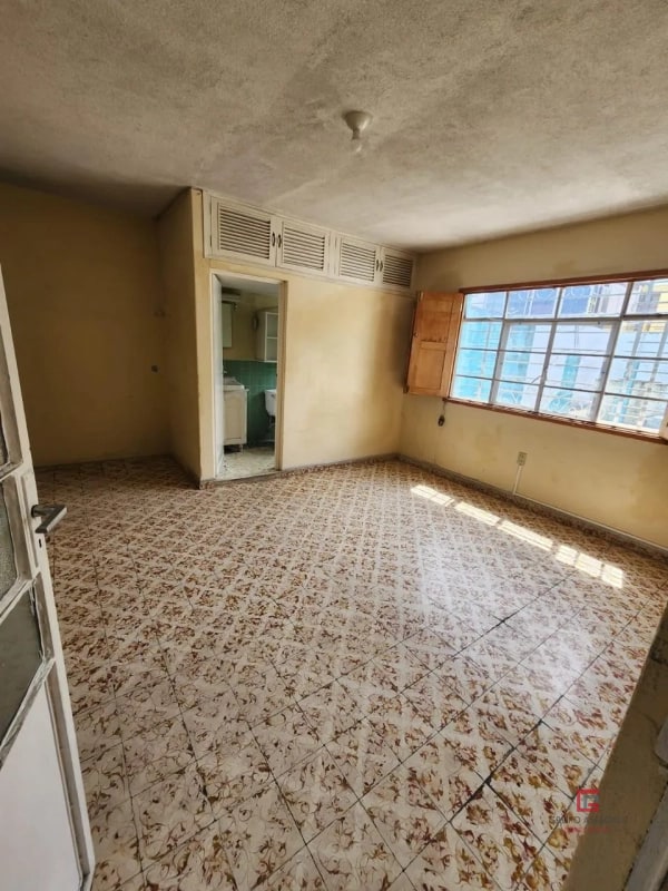 Renta de amplia casa ideal para oficina — Casa en Alquiler en Ciudad Nueva, Zona 2, Guatemala, Ciudad — foto 7 de 16