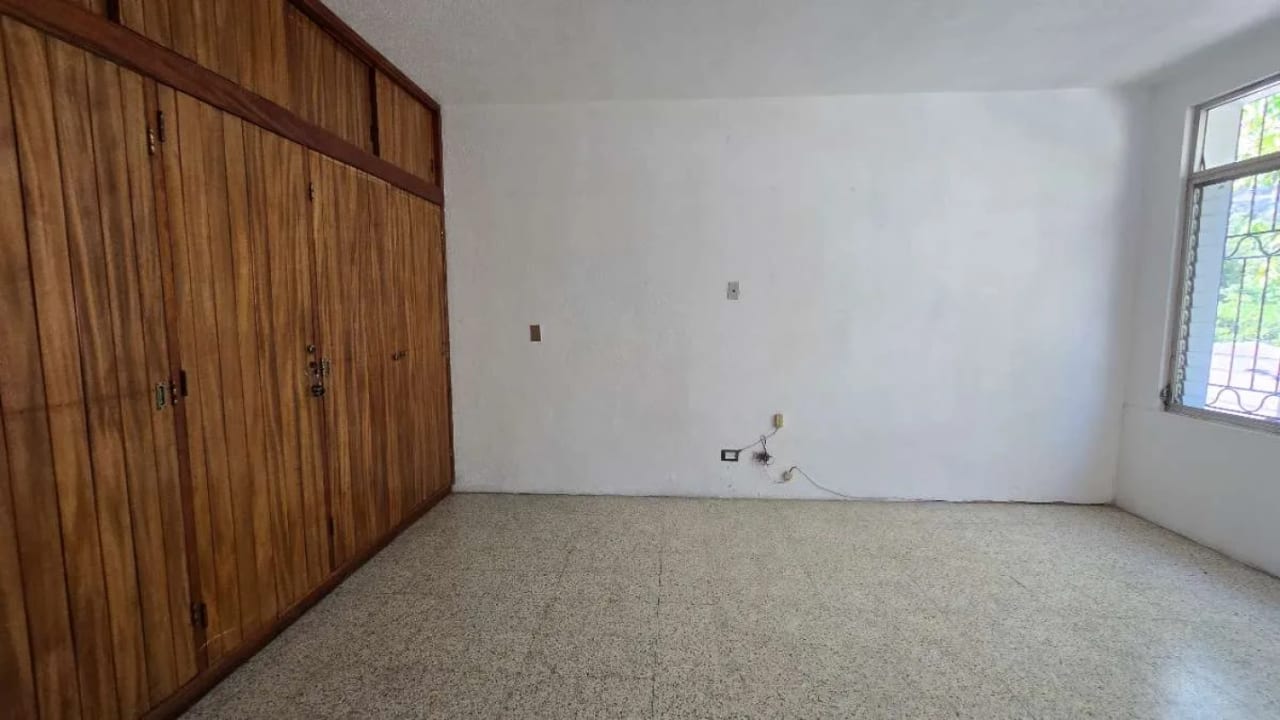 Casa en alquiler, Zona 15 VHI - 11