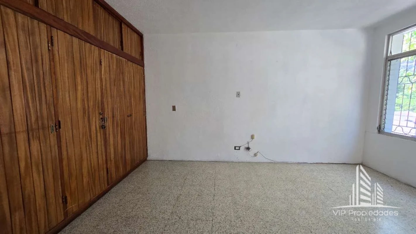 Casa en alquiler, Zona 15 VHI - 11