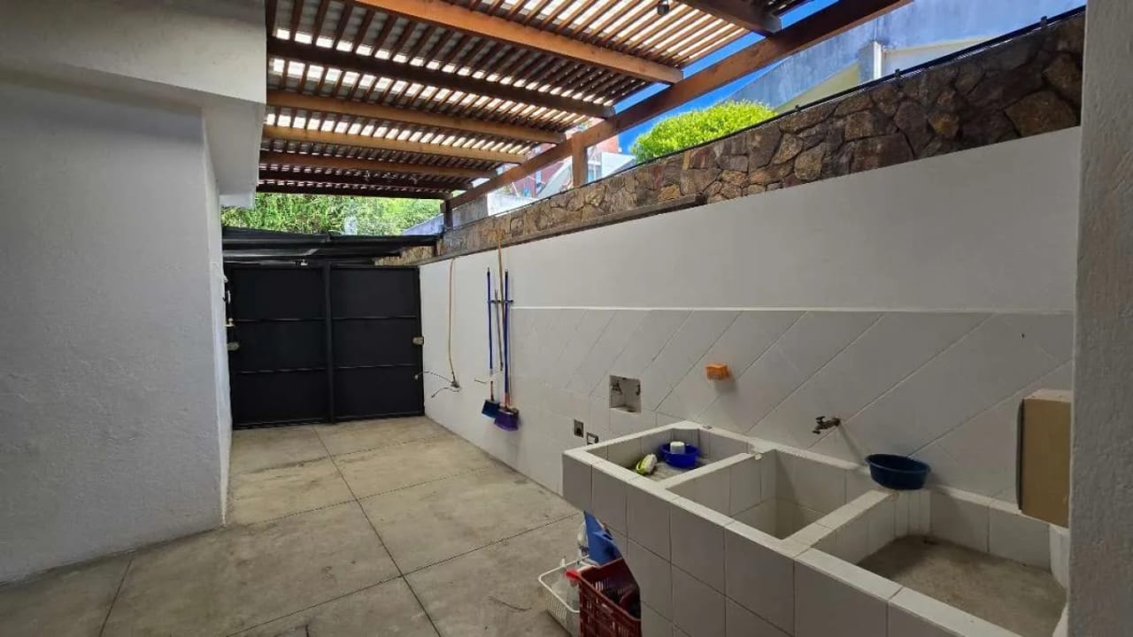 Casa en alquiler, Zona 15 VHI - 7