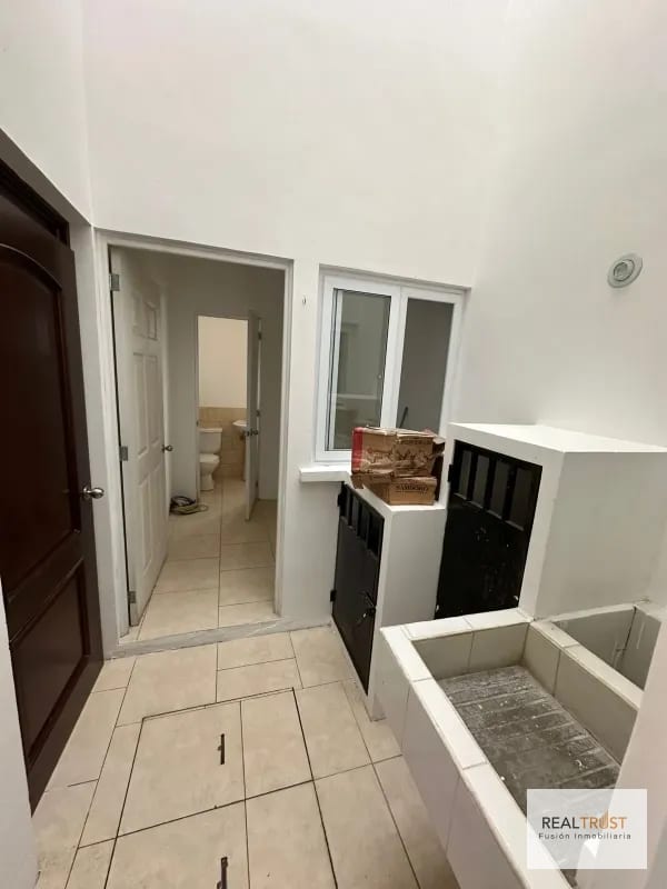 CASA EN VENTA BOUGANVILIAS DE ARRAZOLA — Casa en Venta en Bouganbilias de Arrazola, Carretera a El Salvador, Guatemala, Ciudad — foto 9 de 10