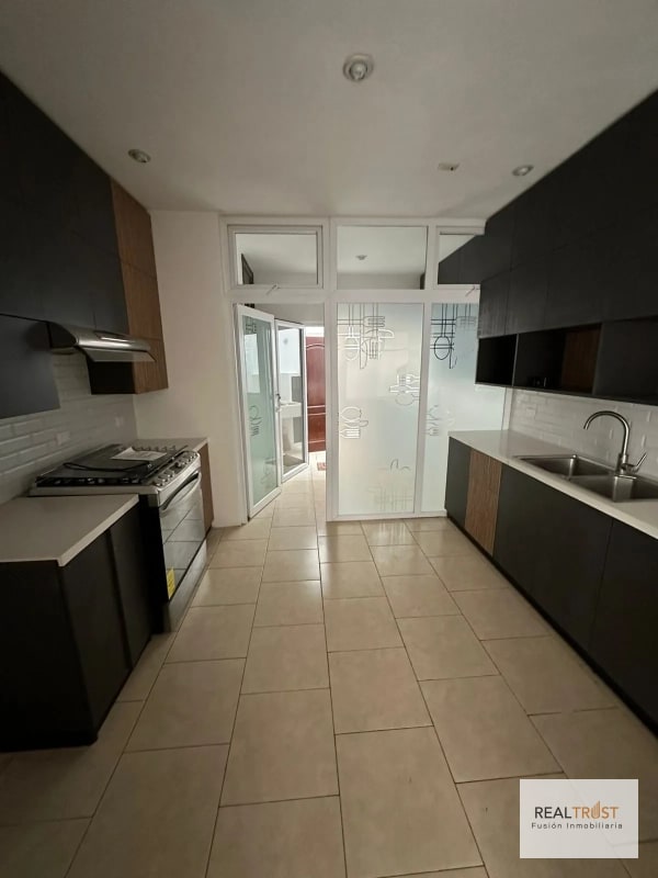 CASA EN VENTA BOUGANVILIAS DE ARRAZOLA - 7