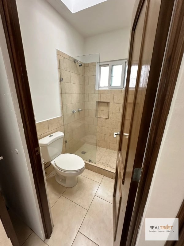 CASA EN VENTA BOUGANVILIAS DE ARRAZOLA - 3
